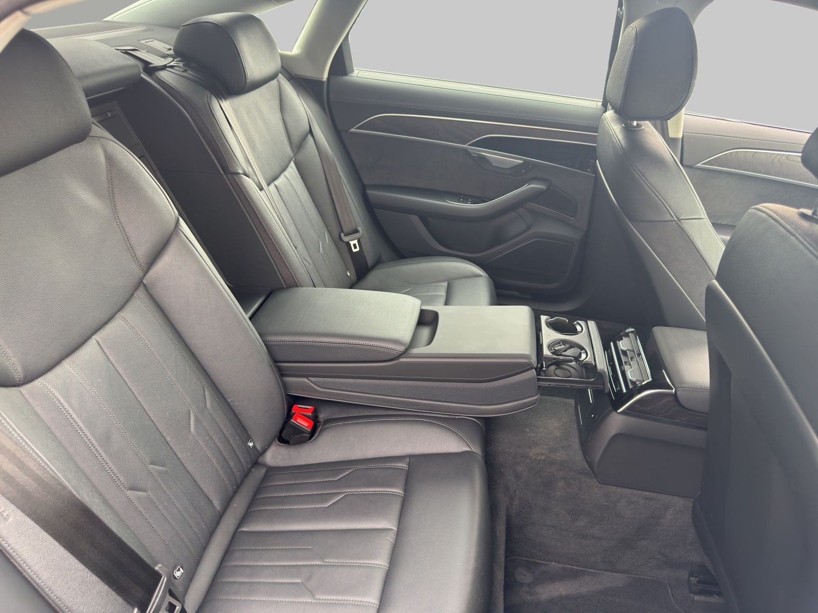 Audi A8 – Bild 6