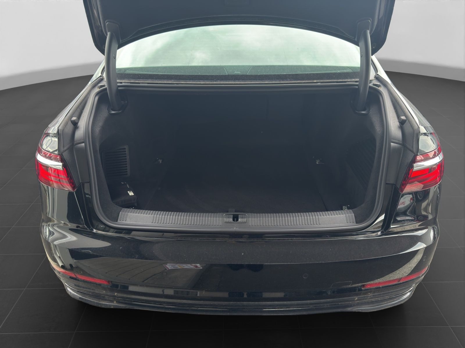 Audi A8 – Bild 17