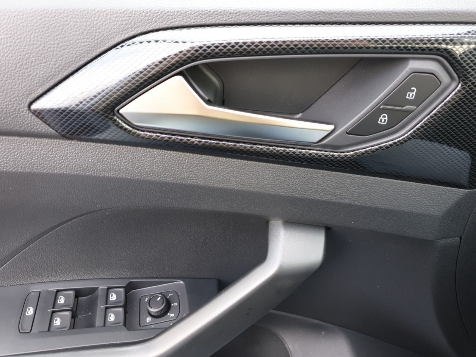 Volkswagen T-Cross – Bild 8