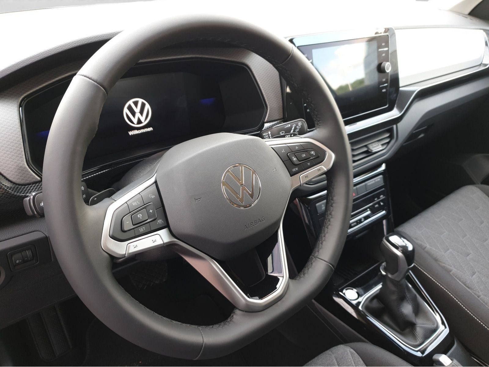 Volkswagen T-Cross – Bild 9