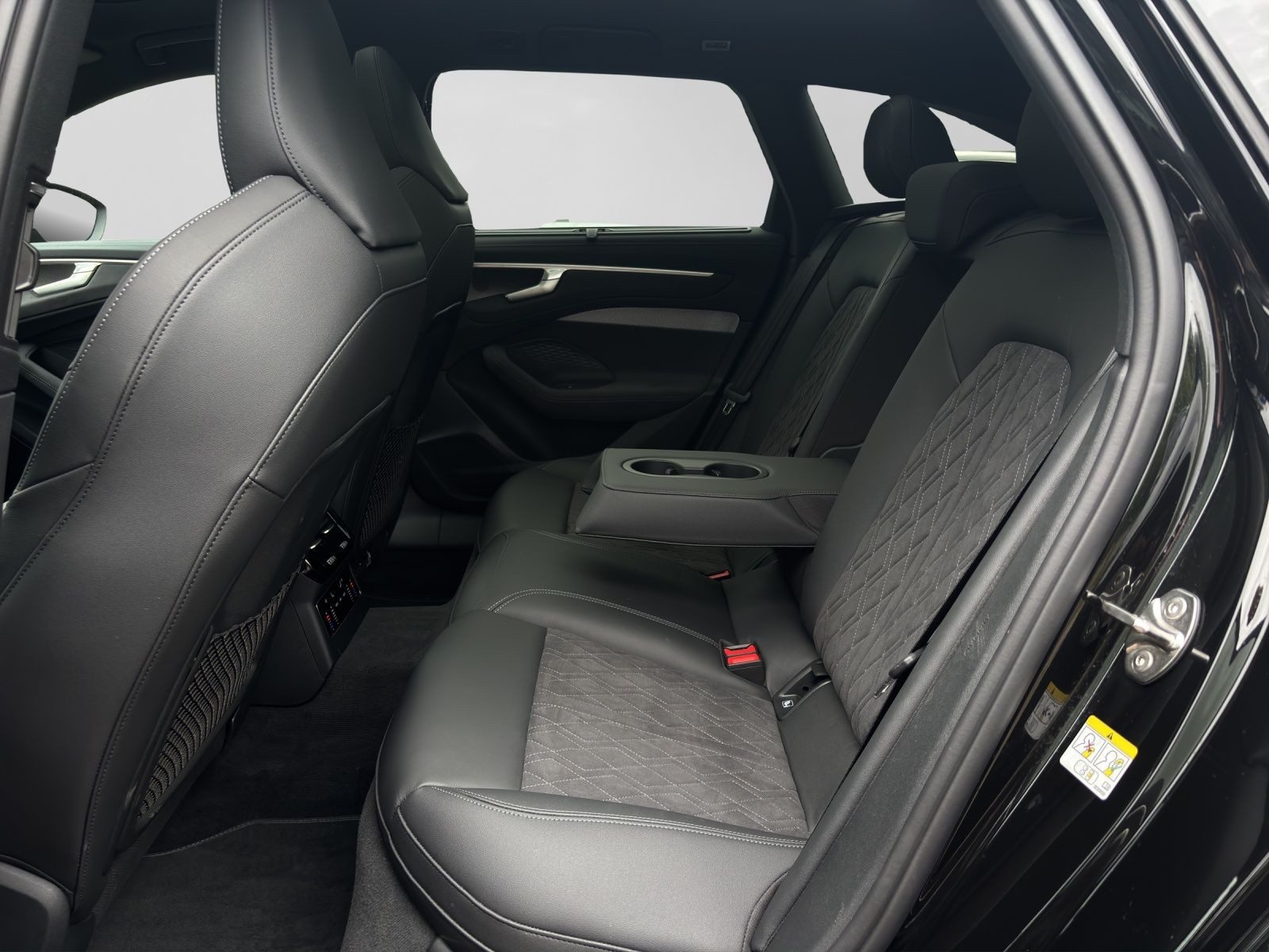 Audi A6 Avant – Foto 6