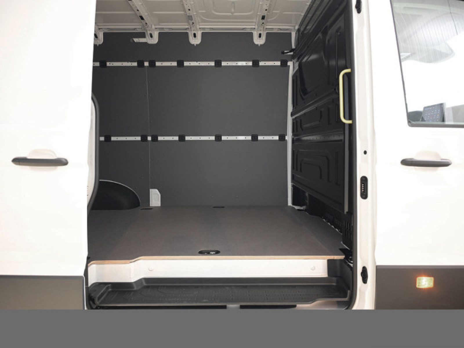 Volkswagen Crafter – Bild 11