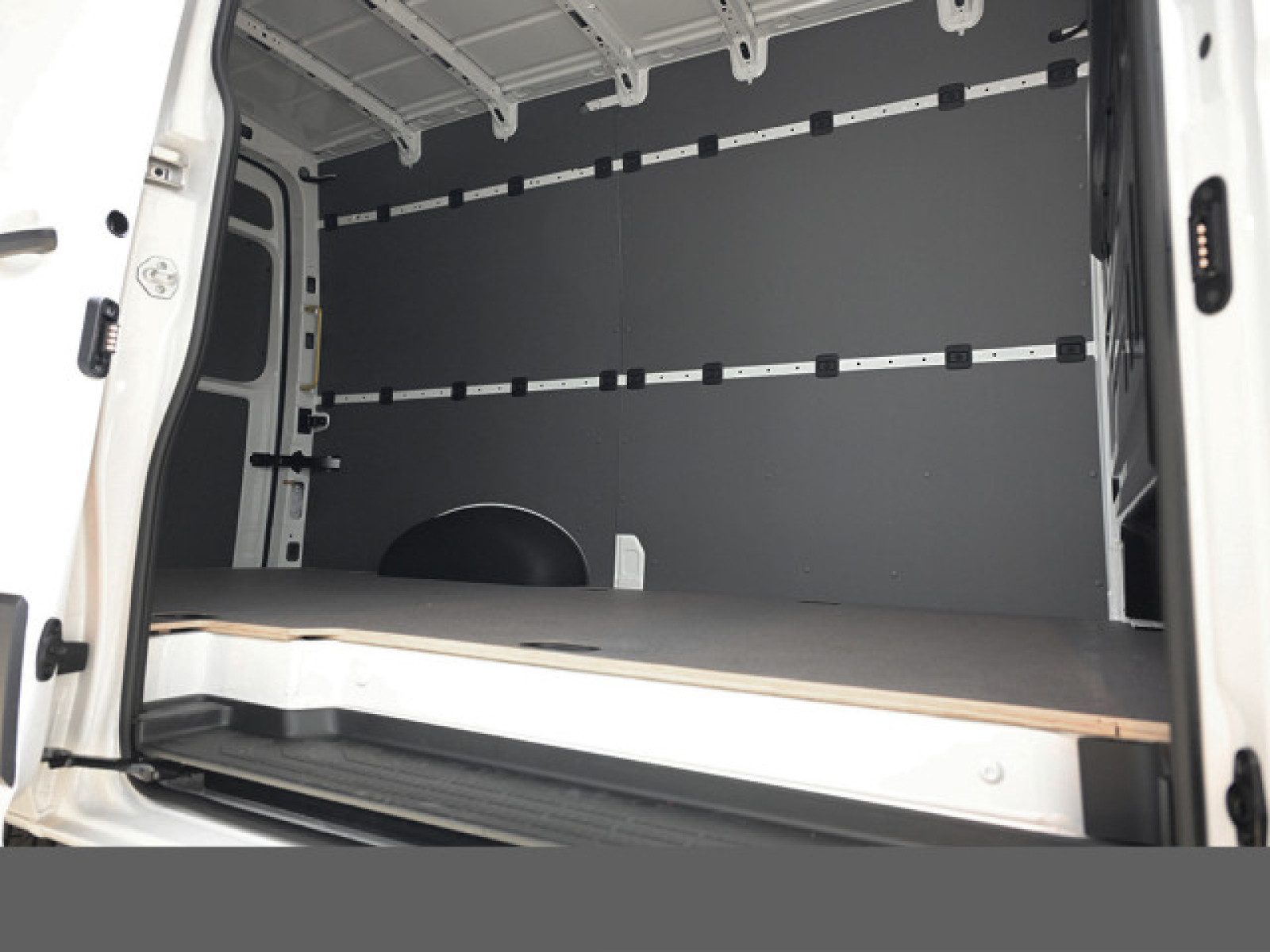 Volkswagen Crafter – Bild 12
