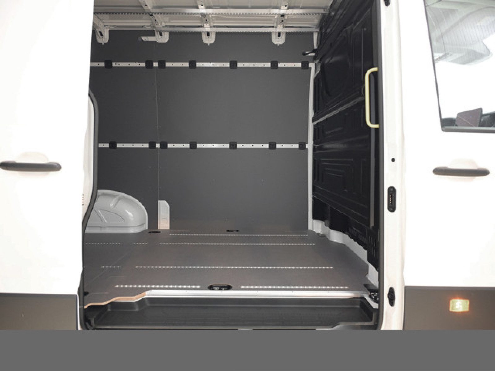 Volkswagen Crafter – Bild 11