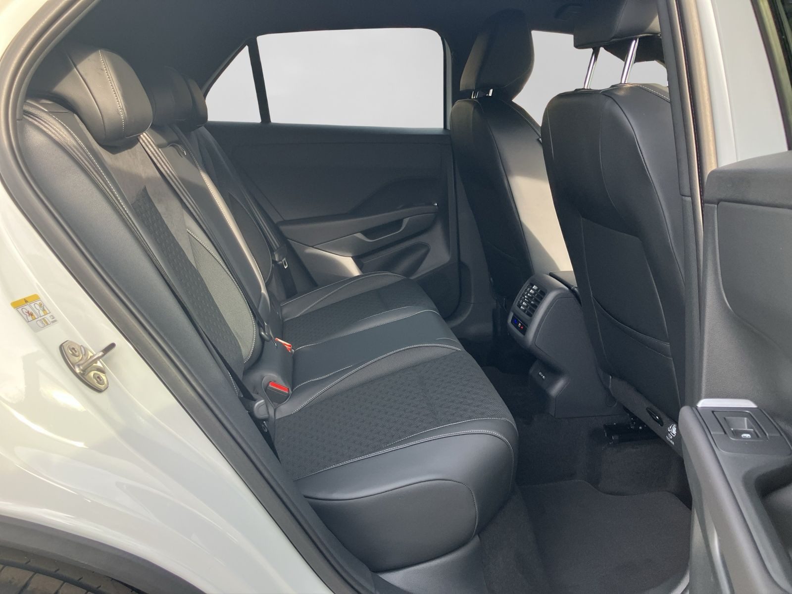 Volkswagen T-Roc – Bild 6