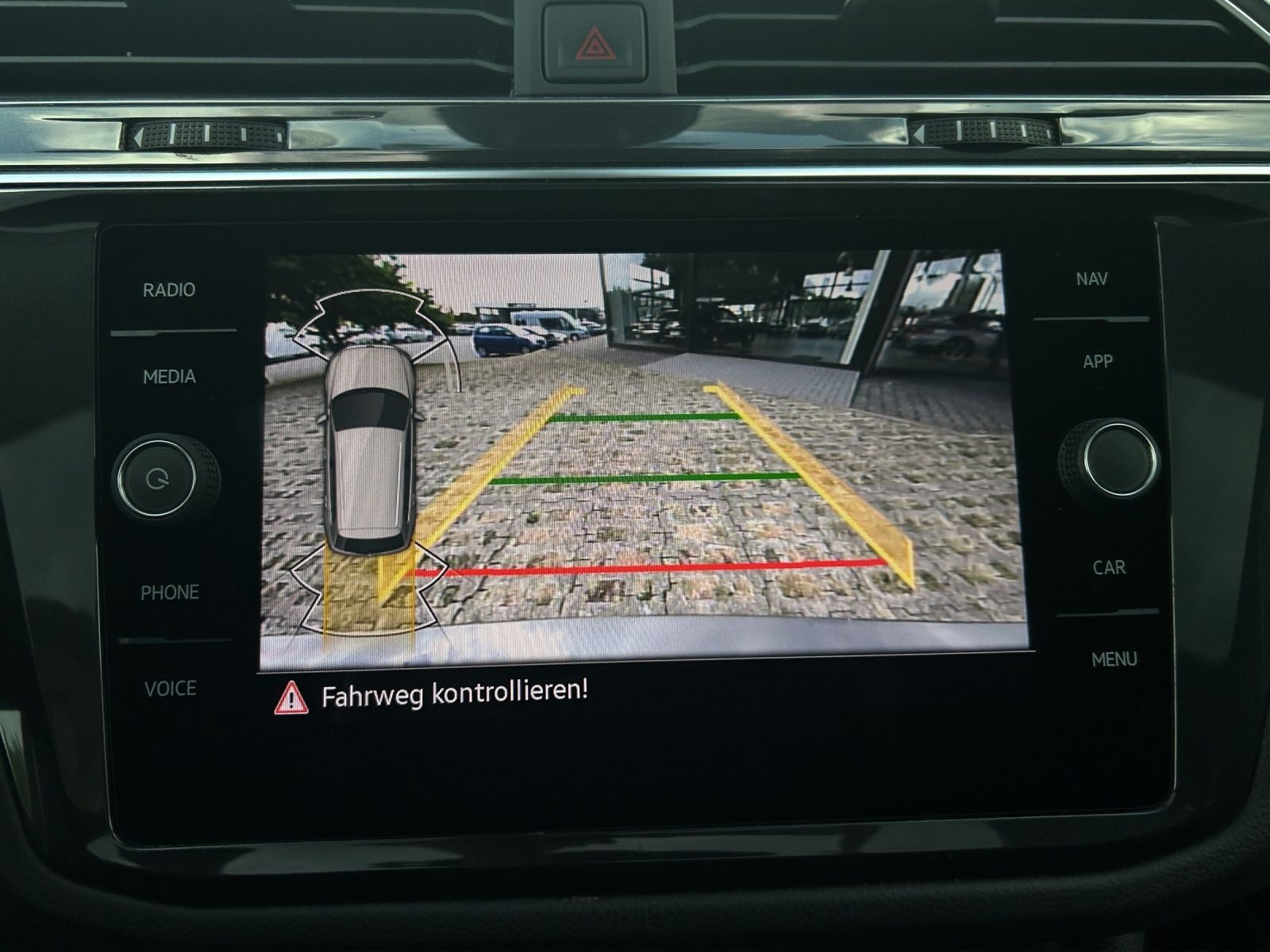 Volkswagen Tiguan – Bild 13
