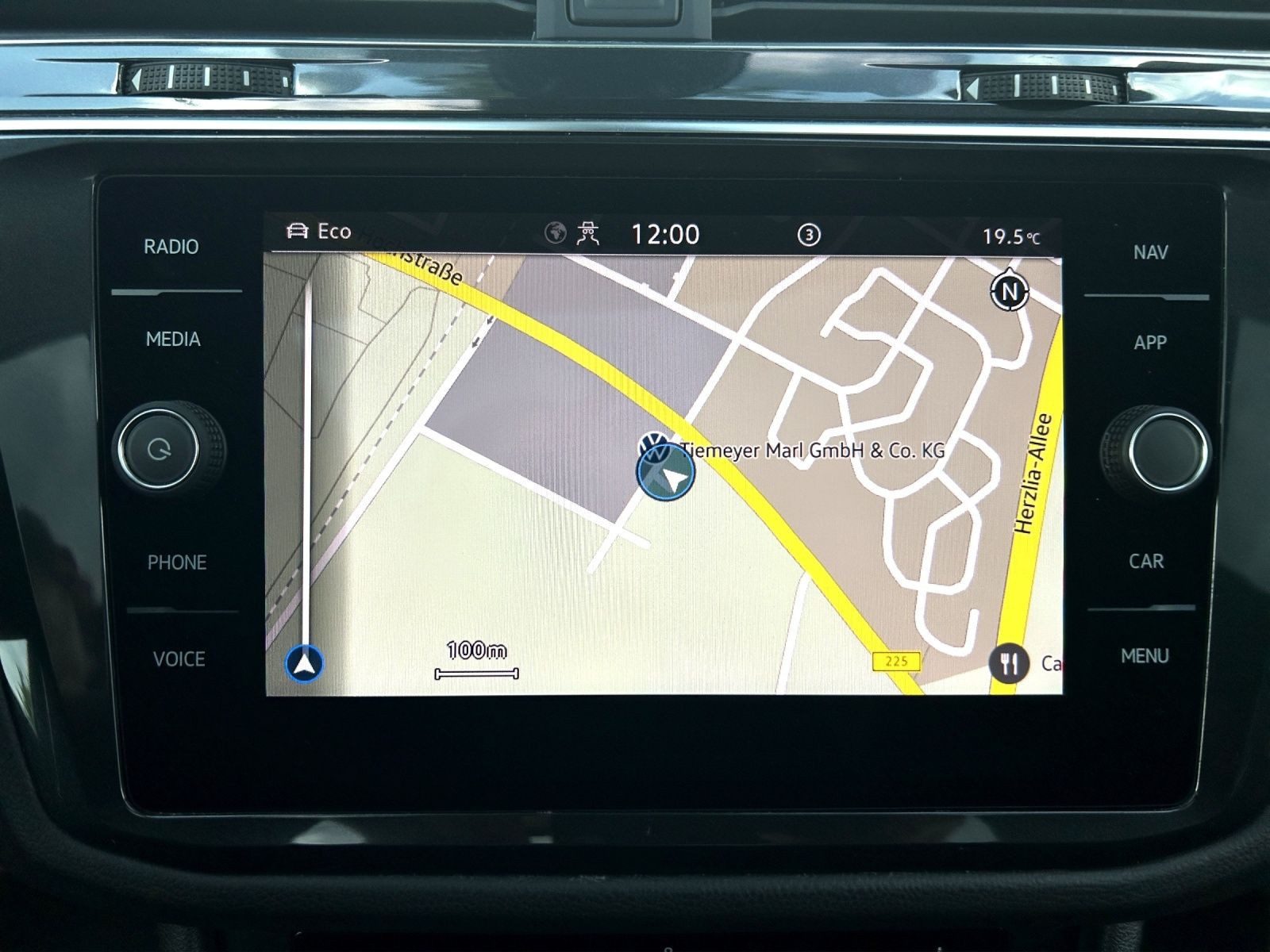 Volkswagen Tiguan – Bild 14
