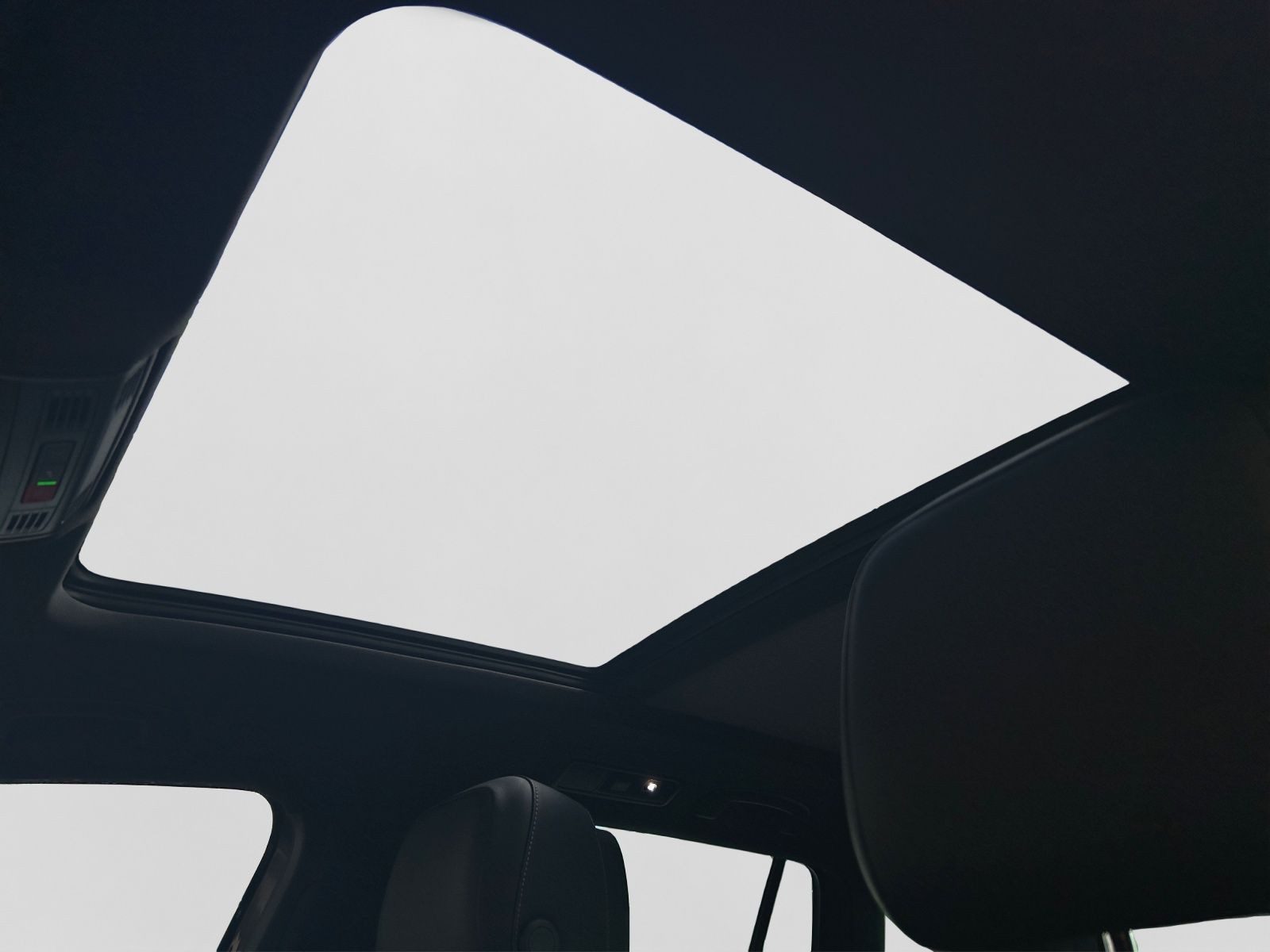 Volkswagen Tiguan – Bild 18