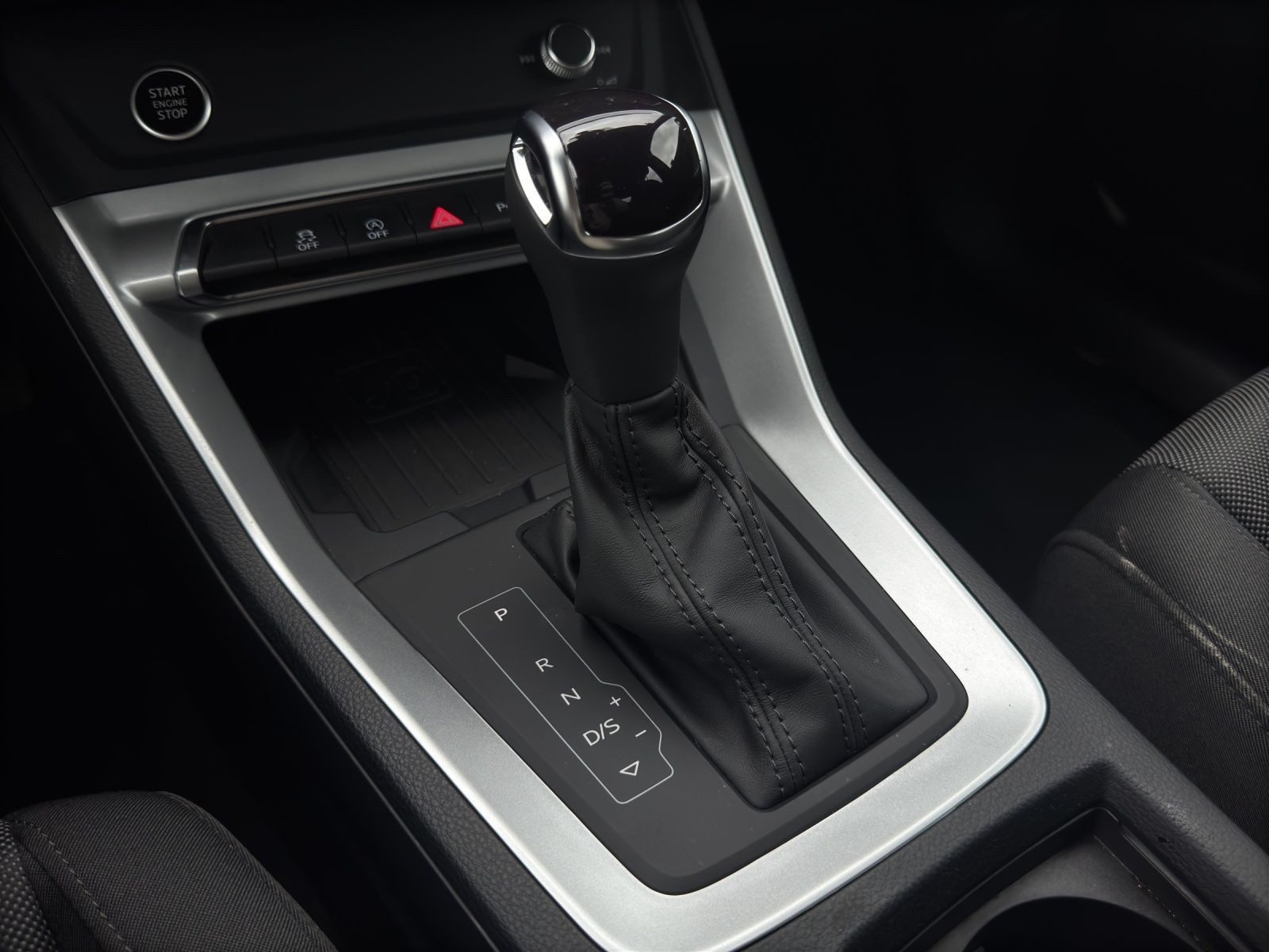 Audi Q3 – Foto 11