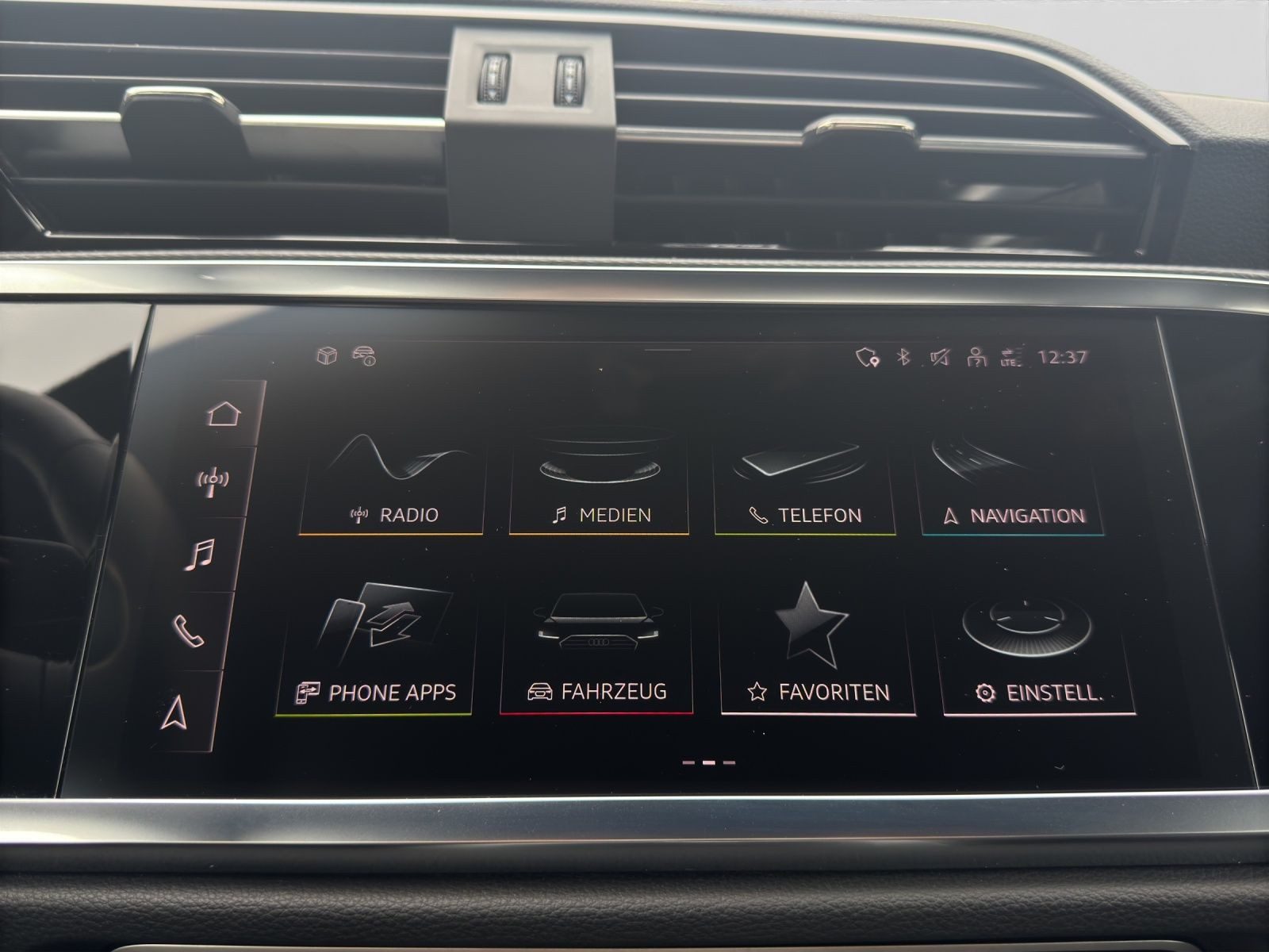 Audi Q3 – Foto 15