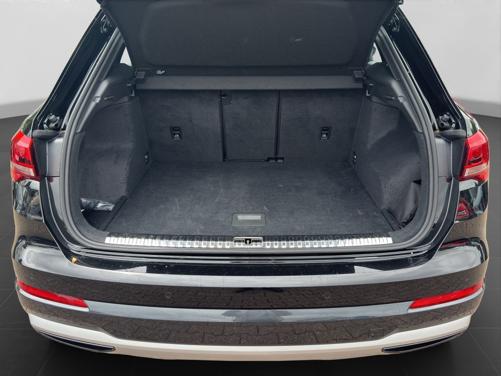 Audi Q3 – Foto 17
