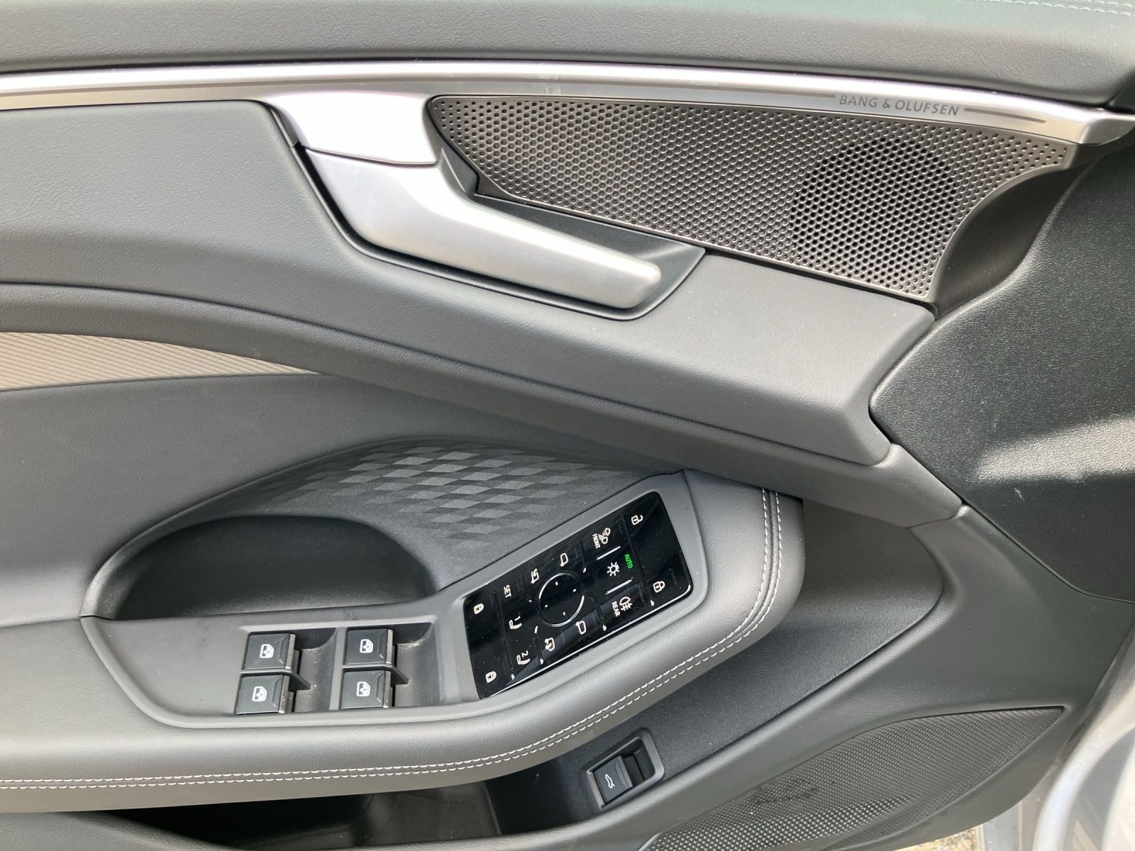 Audi A6 Avant – Bild 8