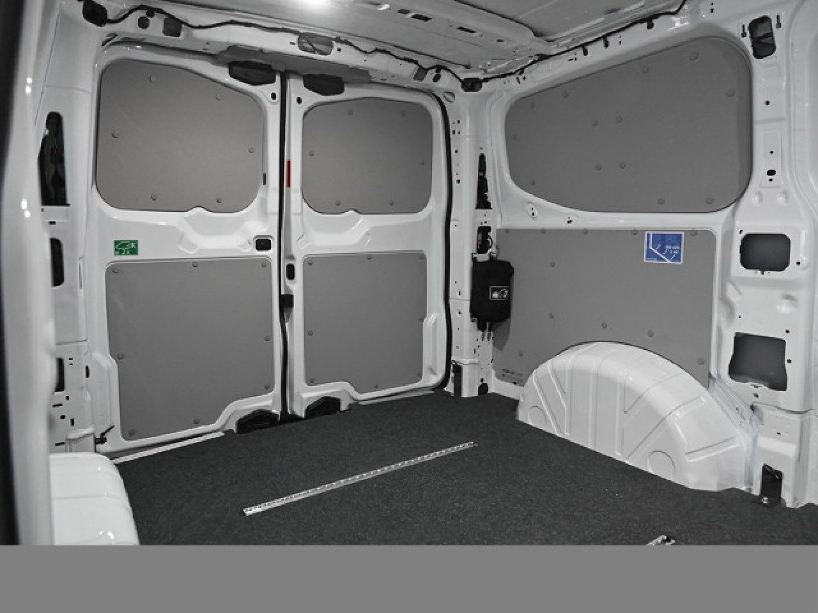 Volkswagen Transporter Kasten – Bild 11