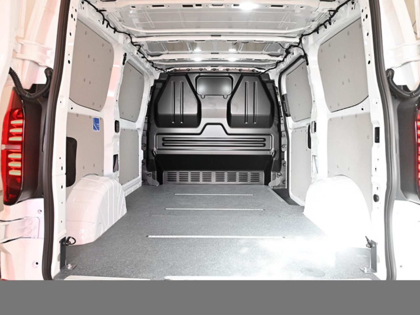Volkswagen Transporter Kasten – Bild 9
