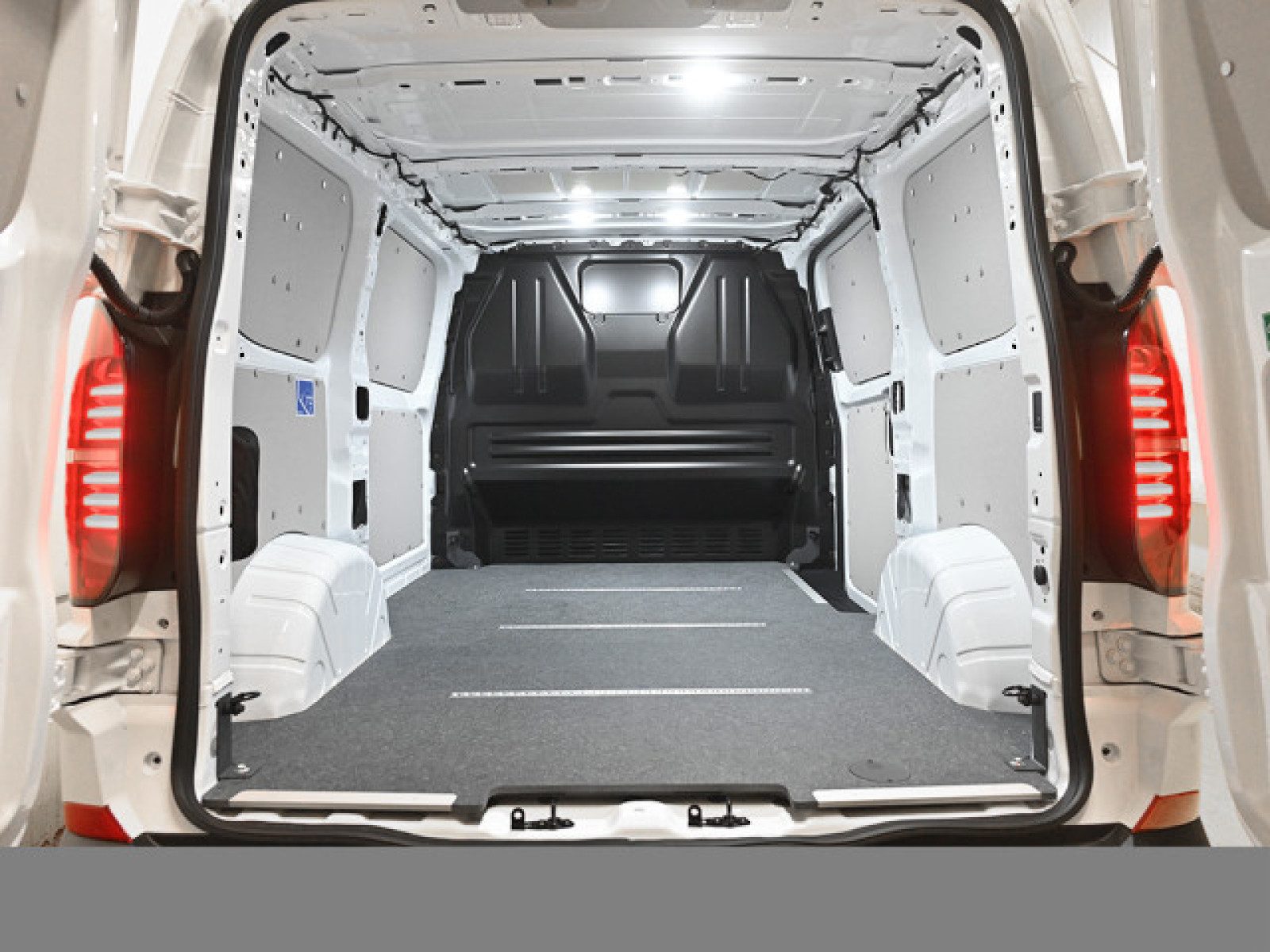 Volkswagen Transporter Kasten – Bild 9