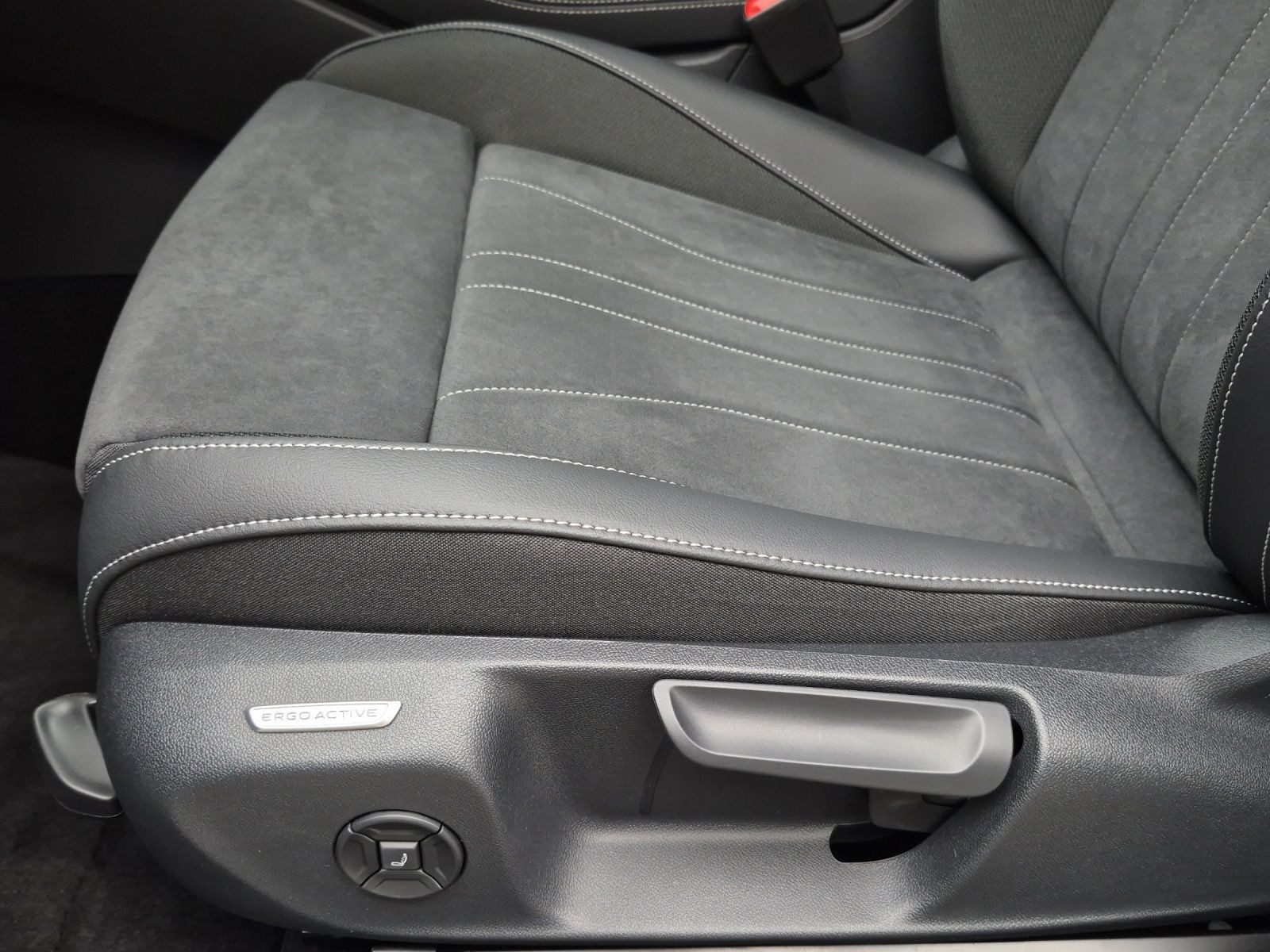Volkswagen T-Roc – Bild 19