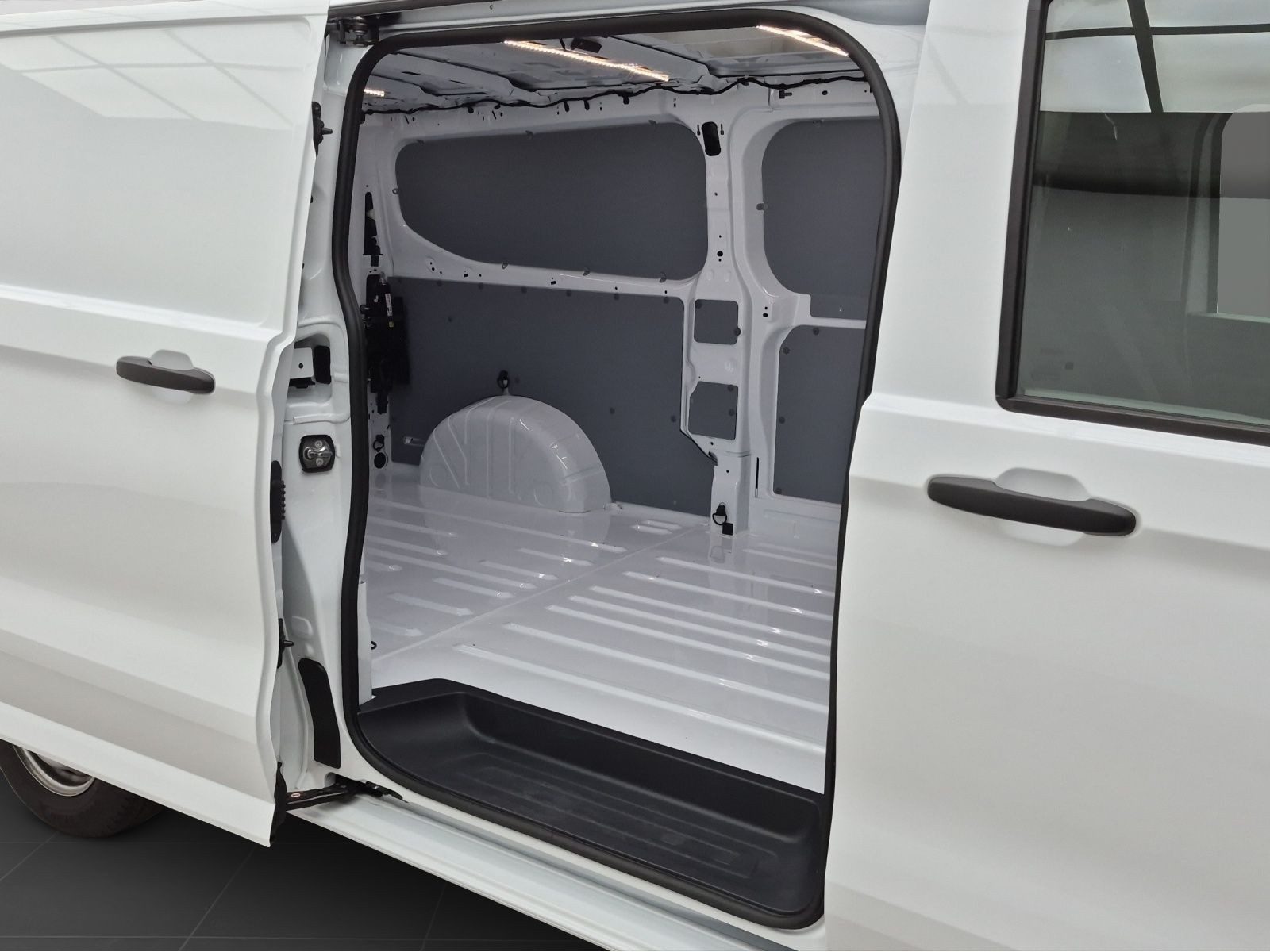 Volkswagen T7 Kasten – Bild 6