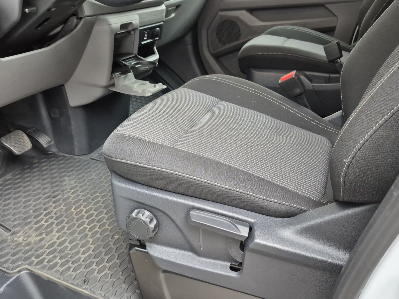 Volkswagen T7 Kasten – Bild 18