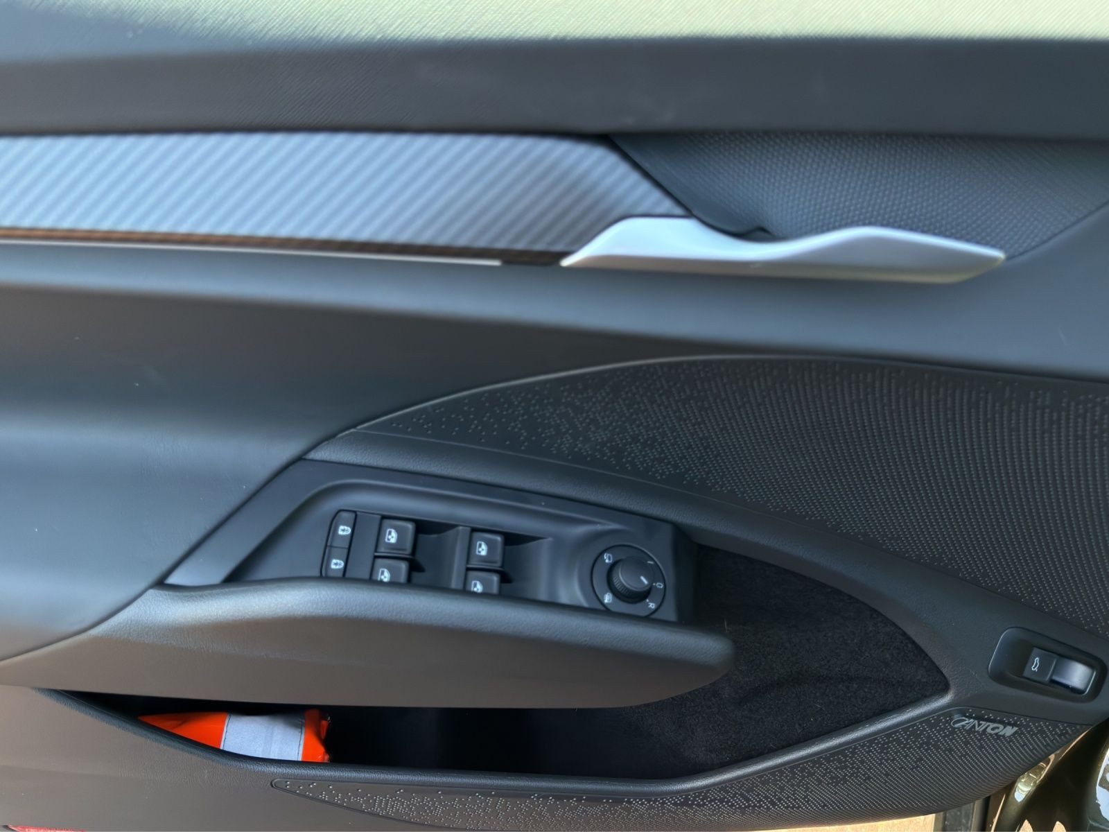 Skoda Enyaq – Foto 8