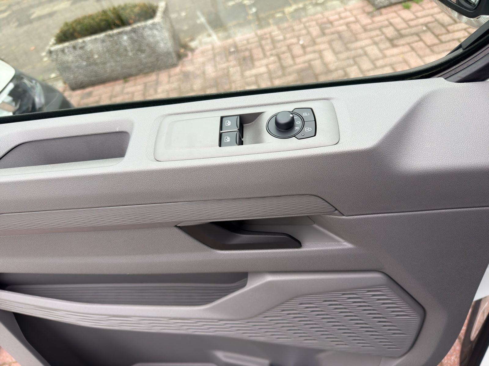 Volkswagen Transporter Kasten – Bild 7