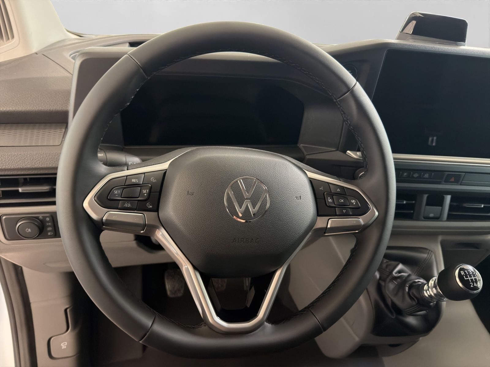 Volkswagen Transporter Kasten – Bild 9