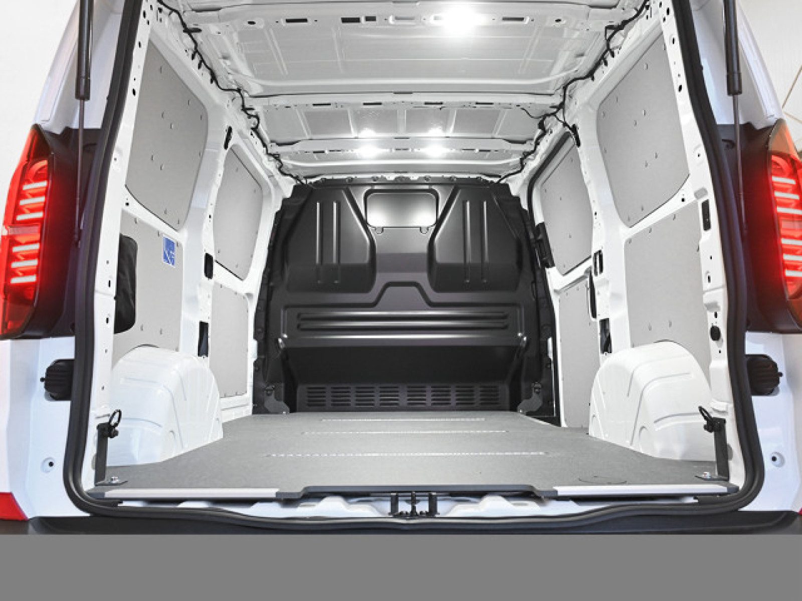 Volkswagen Transporter Kasten – Bild 9