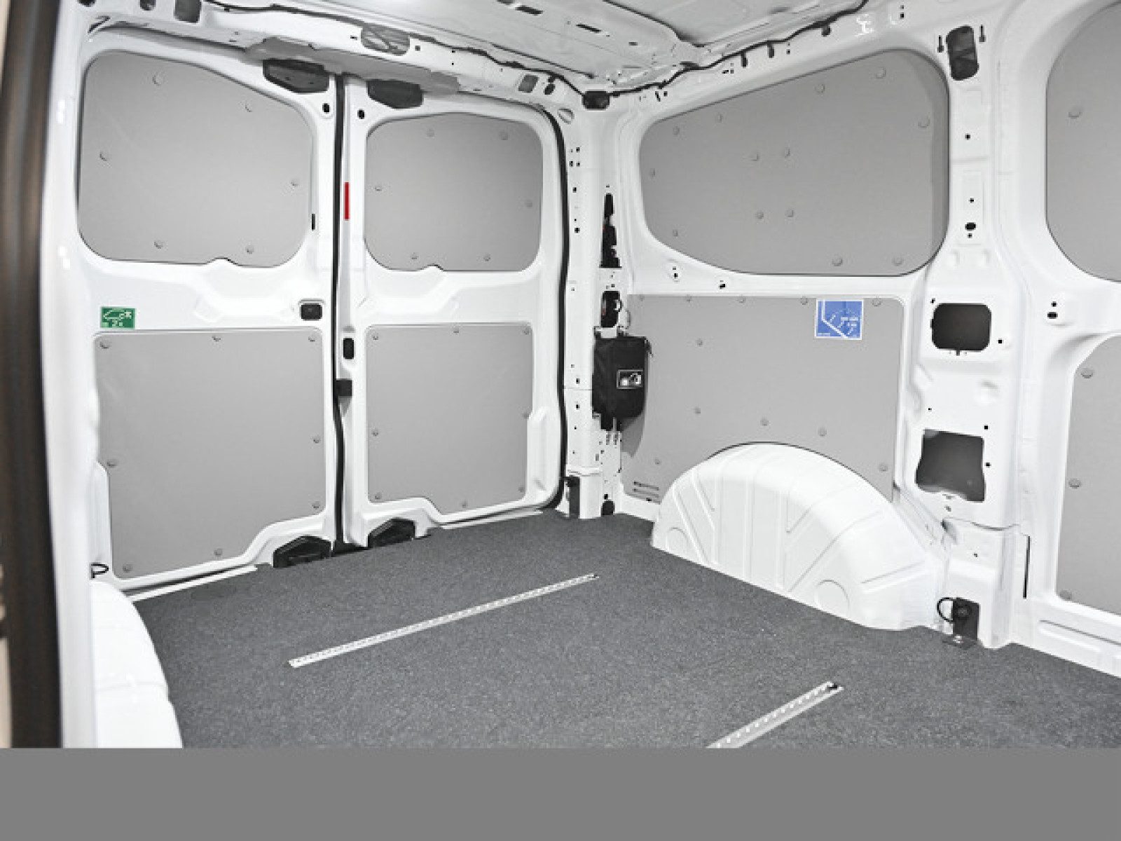 Volkswagen Transporter Kasten – Bild 11