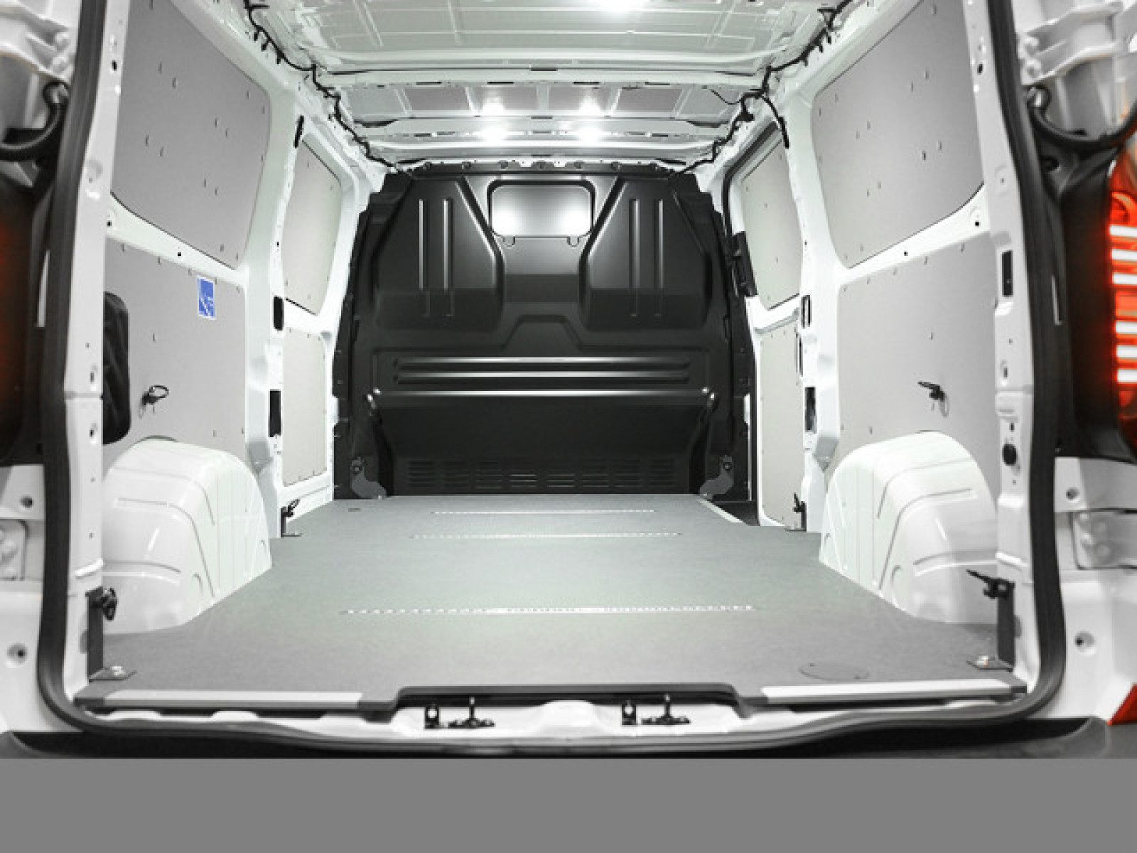 Volkswagen Transporter Kasten – Bild 9