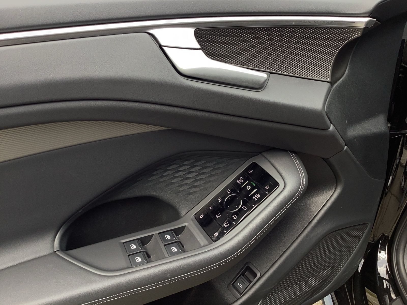 Audi A6 Avant – Foto 8