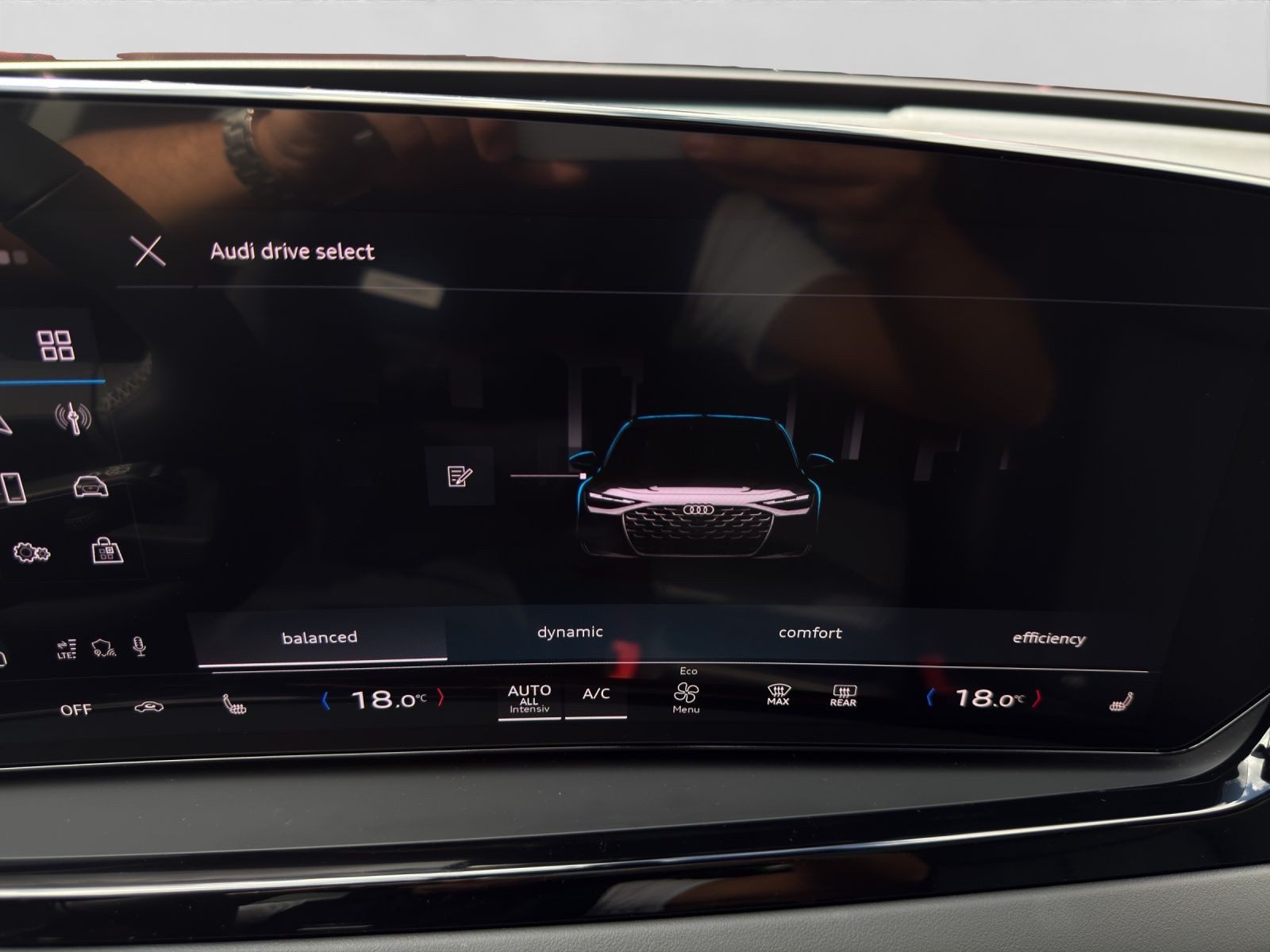 Audi A6 Avant – Foto 14