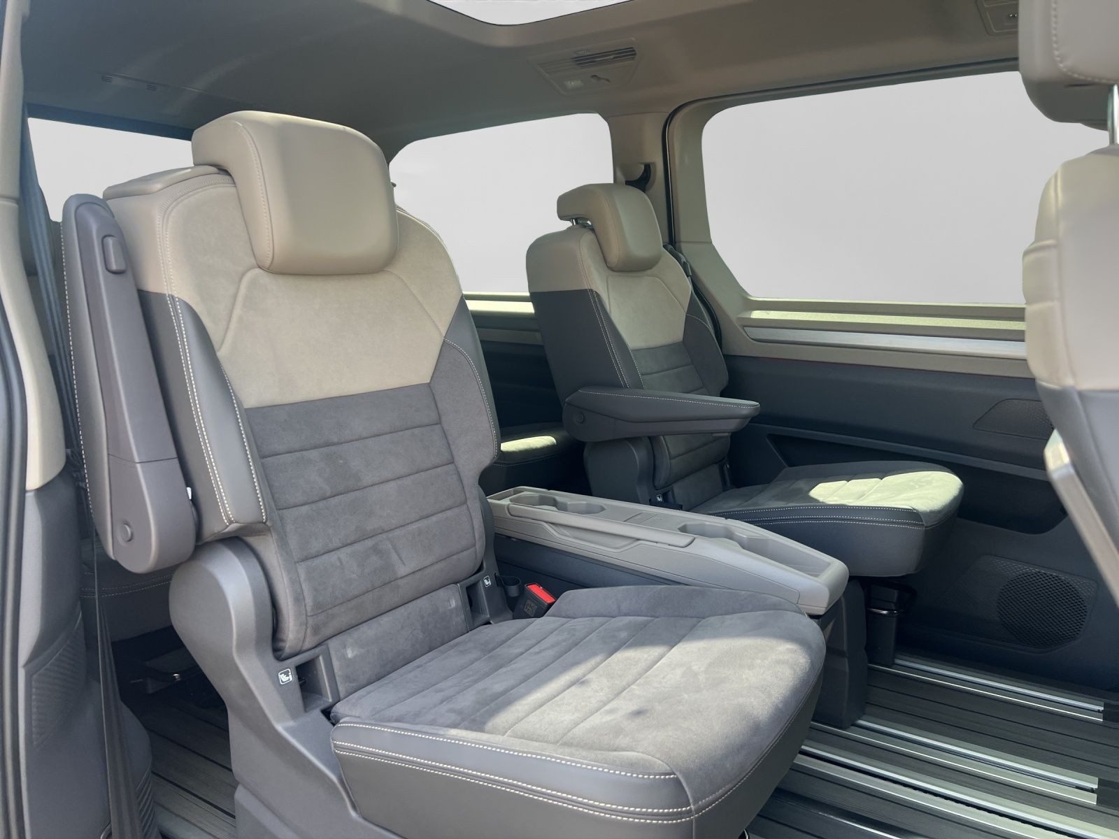 Volkswagen T7 Multivan – Bild 8