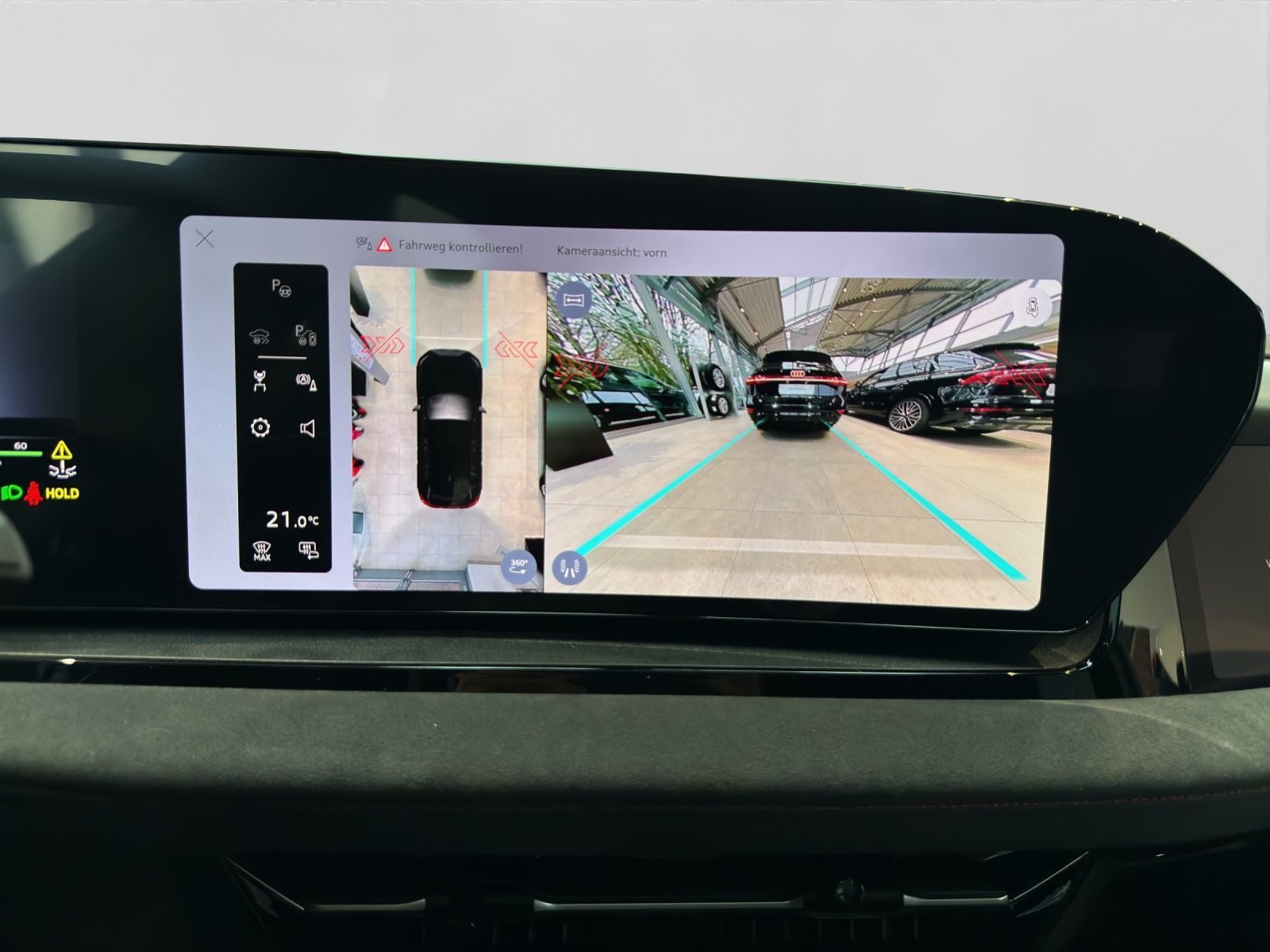 Audi Q6 e-tron – Foto 13