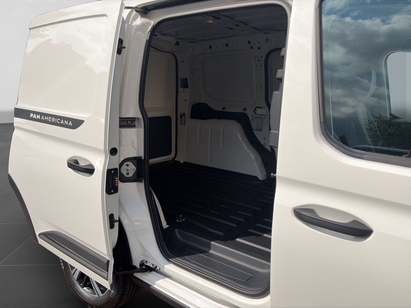 Volkswagen Caddy – Bild 6