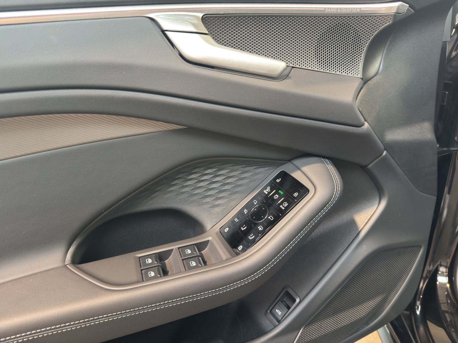 Audi A6 Avant – Foto 8