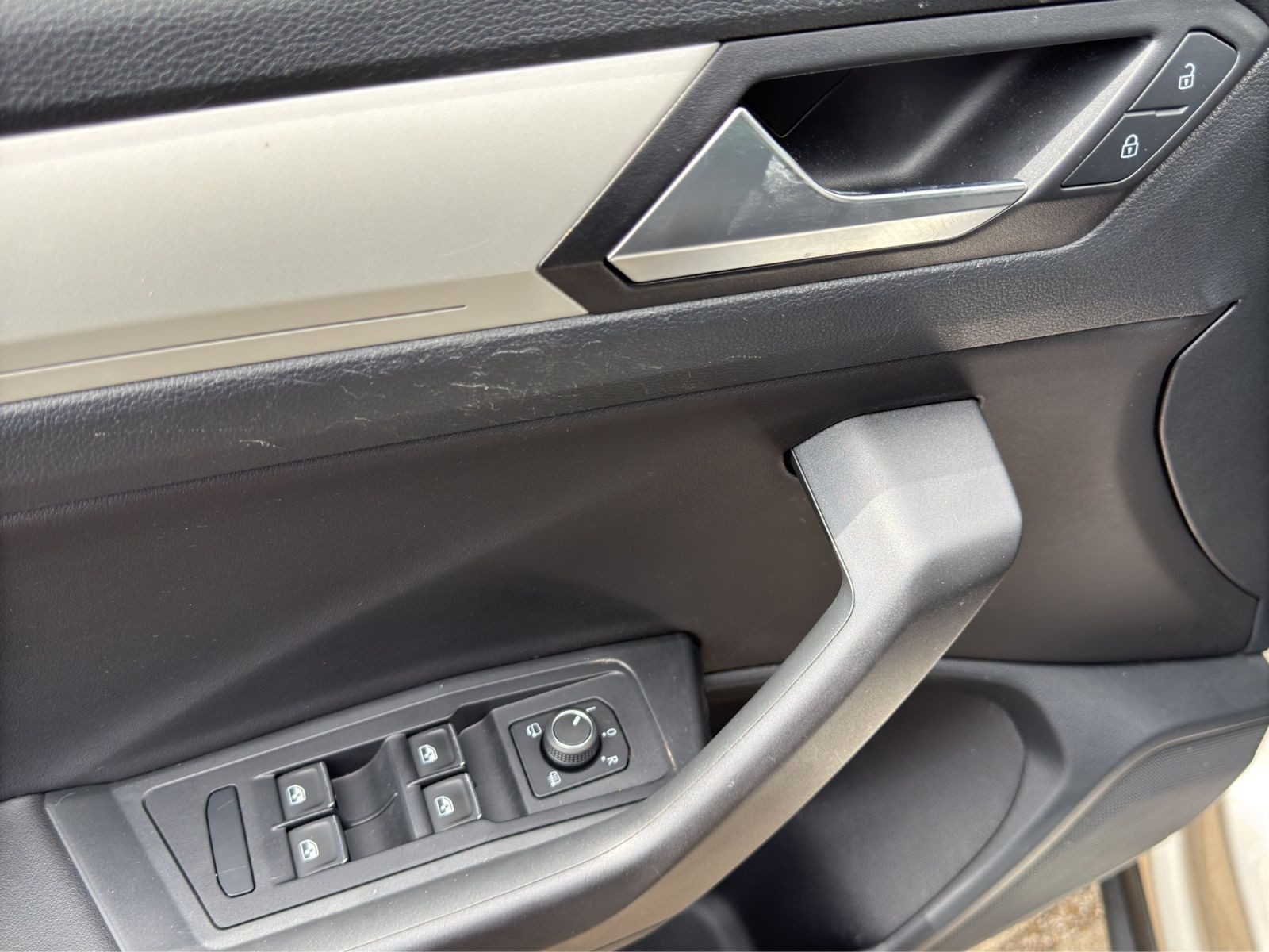 Volkswagen T-Roc Cabriolet – Bild 8