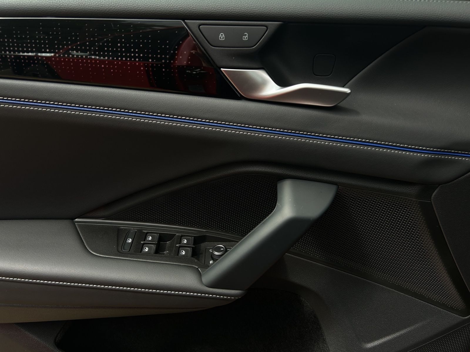 Volkswagen Tiguan – Bild 8
