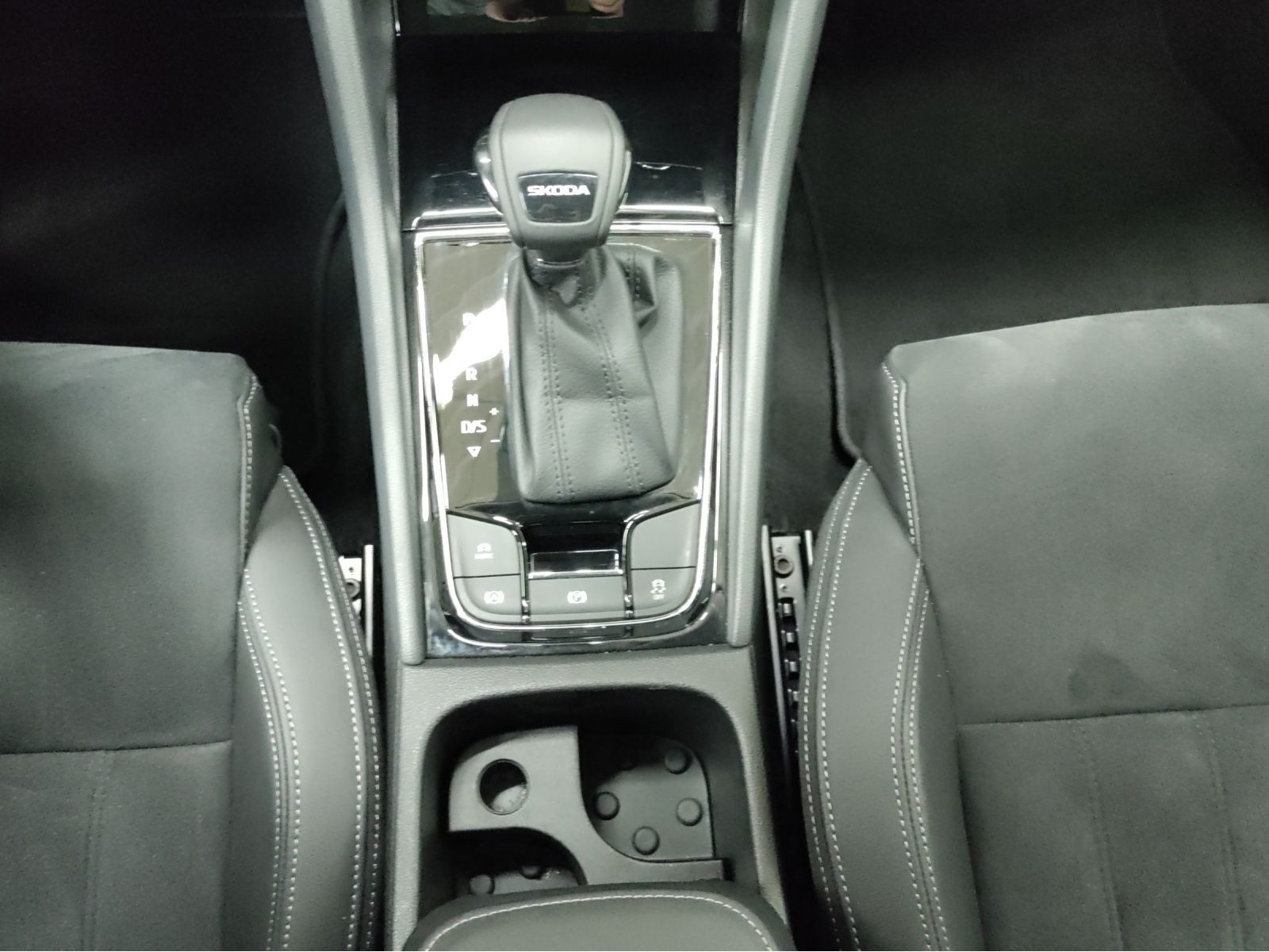 Skoda Karoq – Foto 11