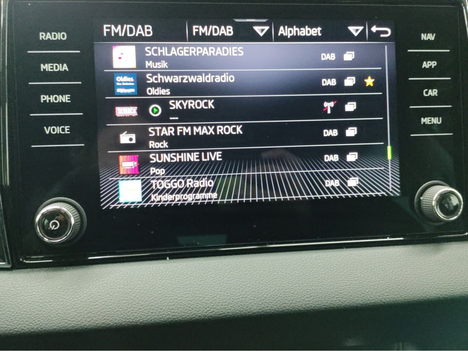 Skoda Karoq – Foto 15