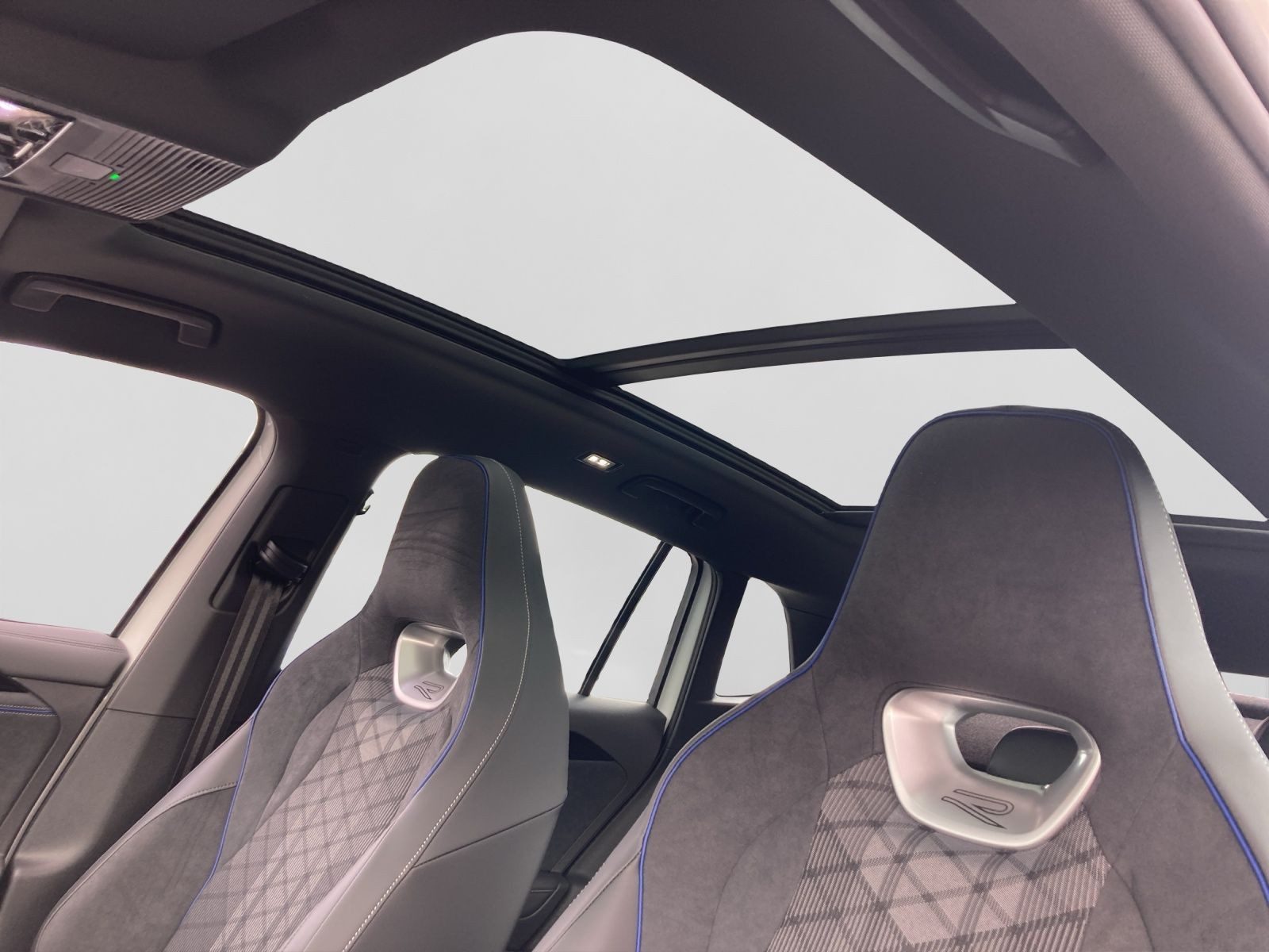 Volkswagen Tiguan – Foto 18