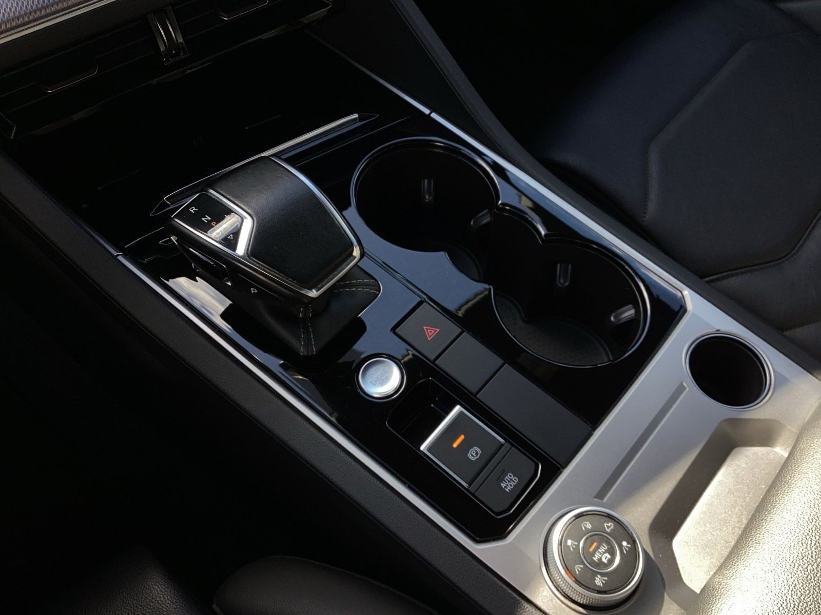 Volkswagen Touareg – Bild 11