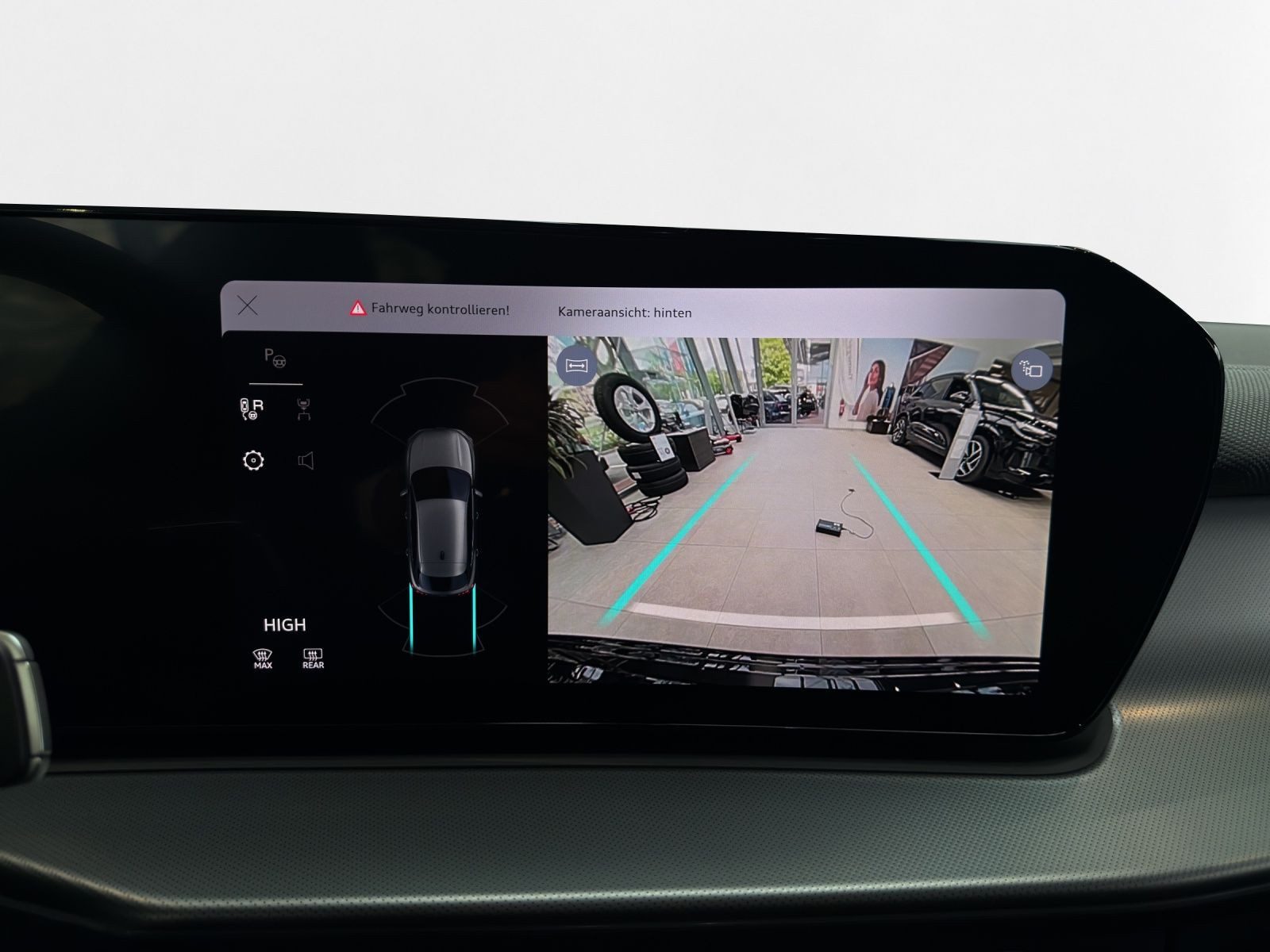 Audi Q3 Sportback – Bild 12
