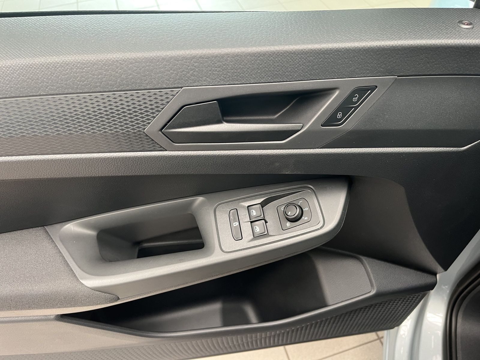 Volkswagen Caddy – Bild 8