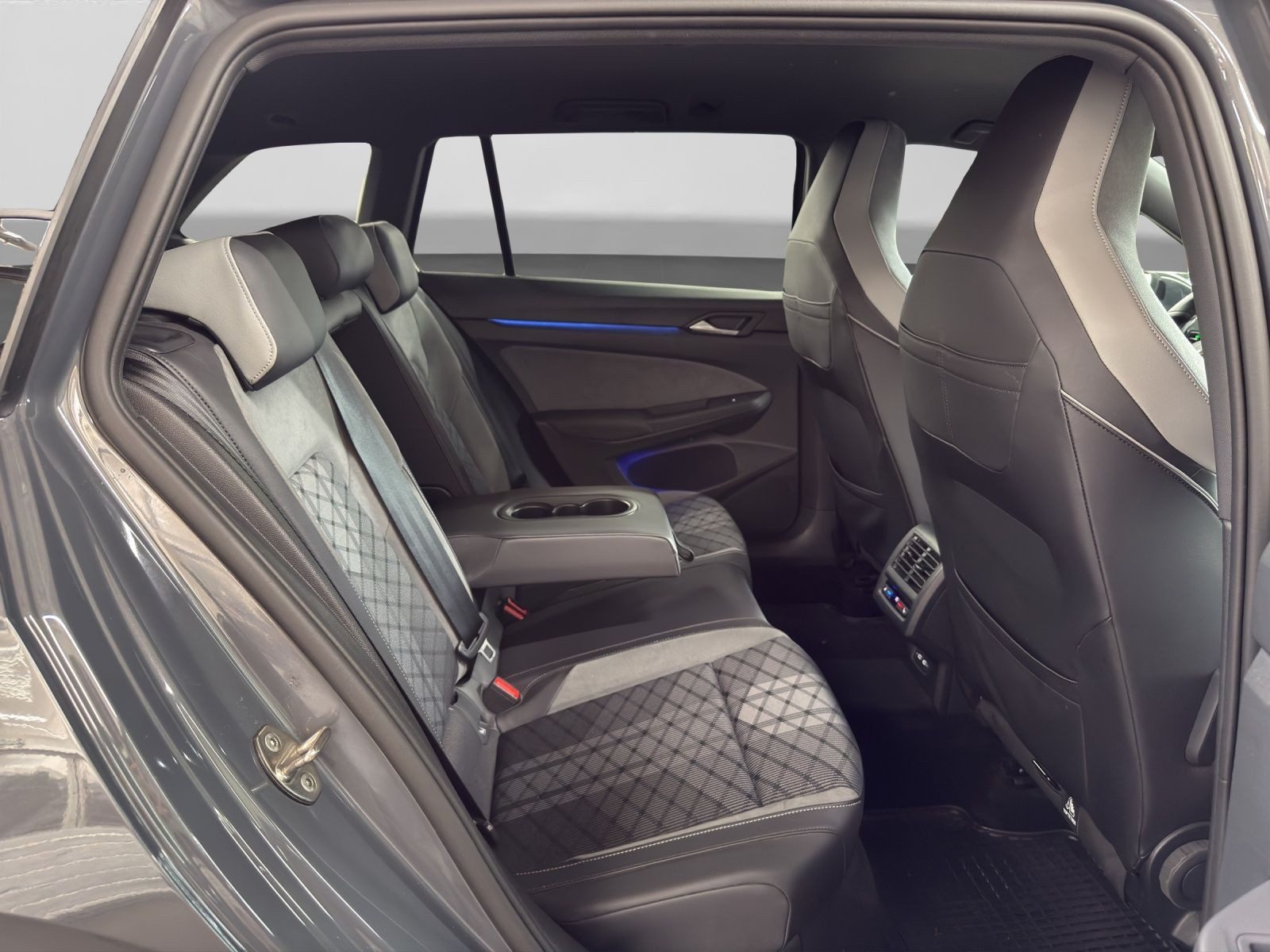 Volkswagen Golf Variant – Bild 6