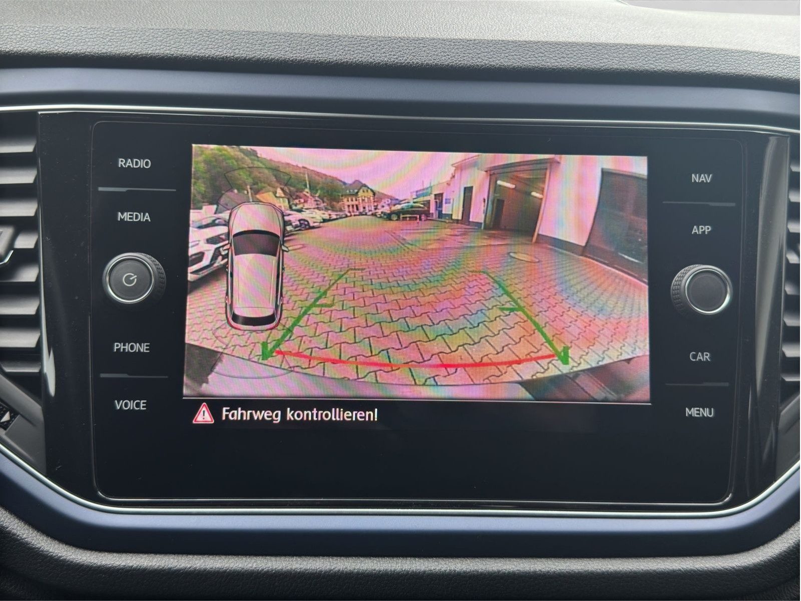 Volkswagen T-Roc – Foto 13
