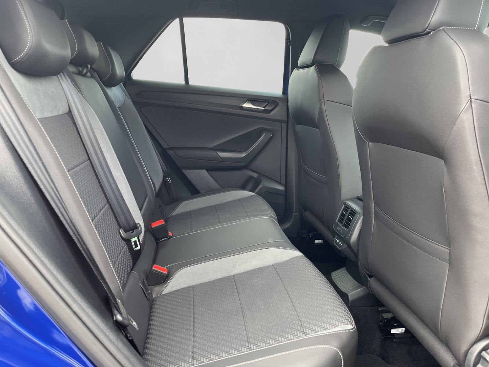 Volkswagen T-Roc – Foto 6