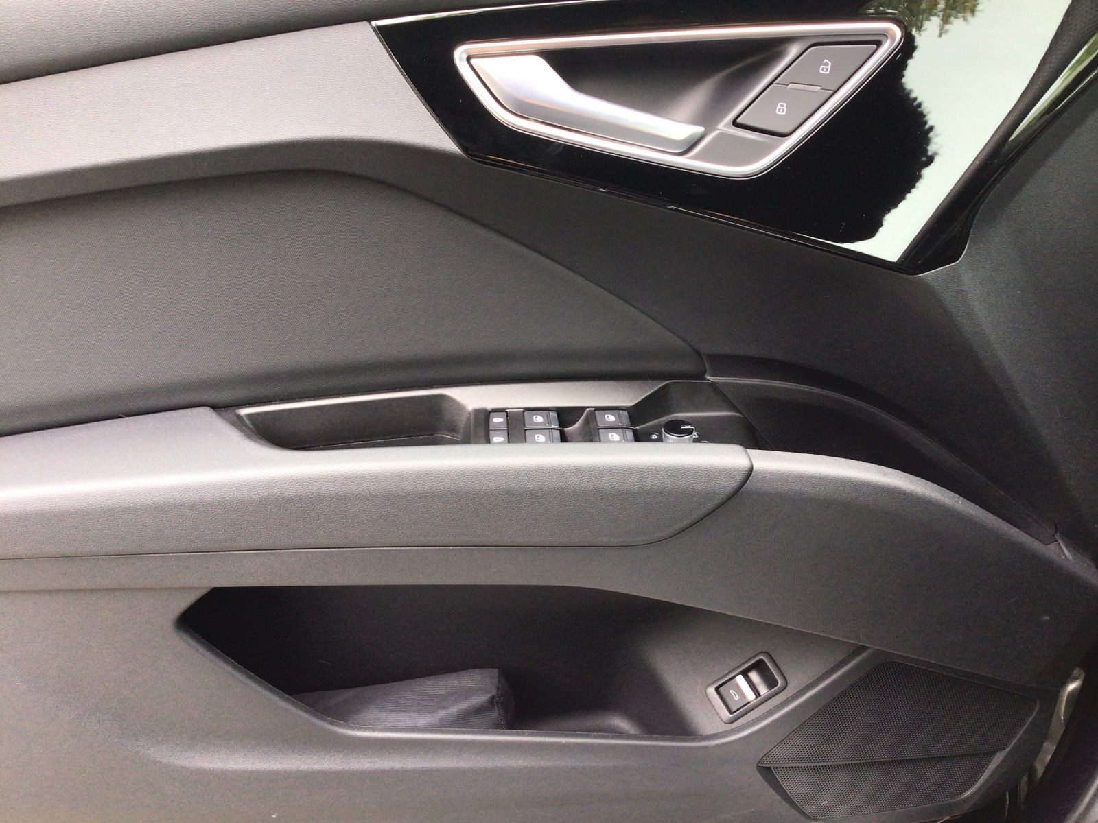 Audi Q4 e-tron – Foto 8