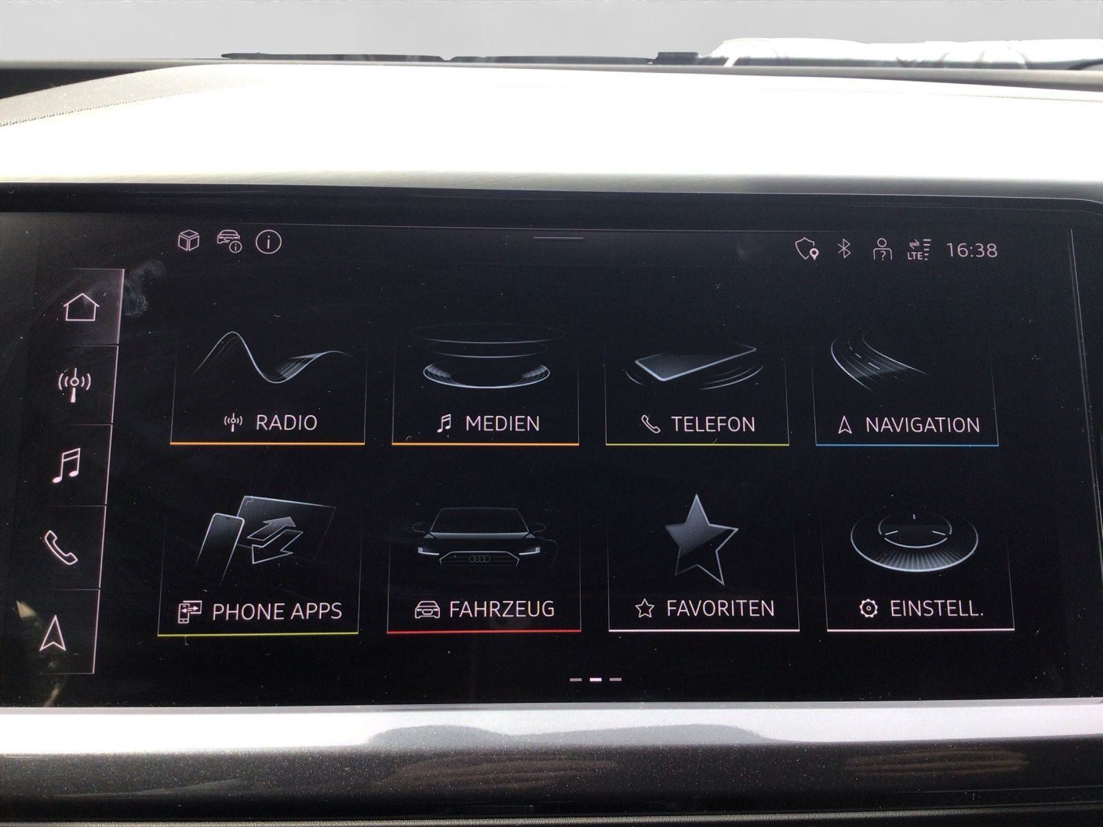 Audi Q4 e-tron – Foto 12