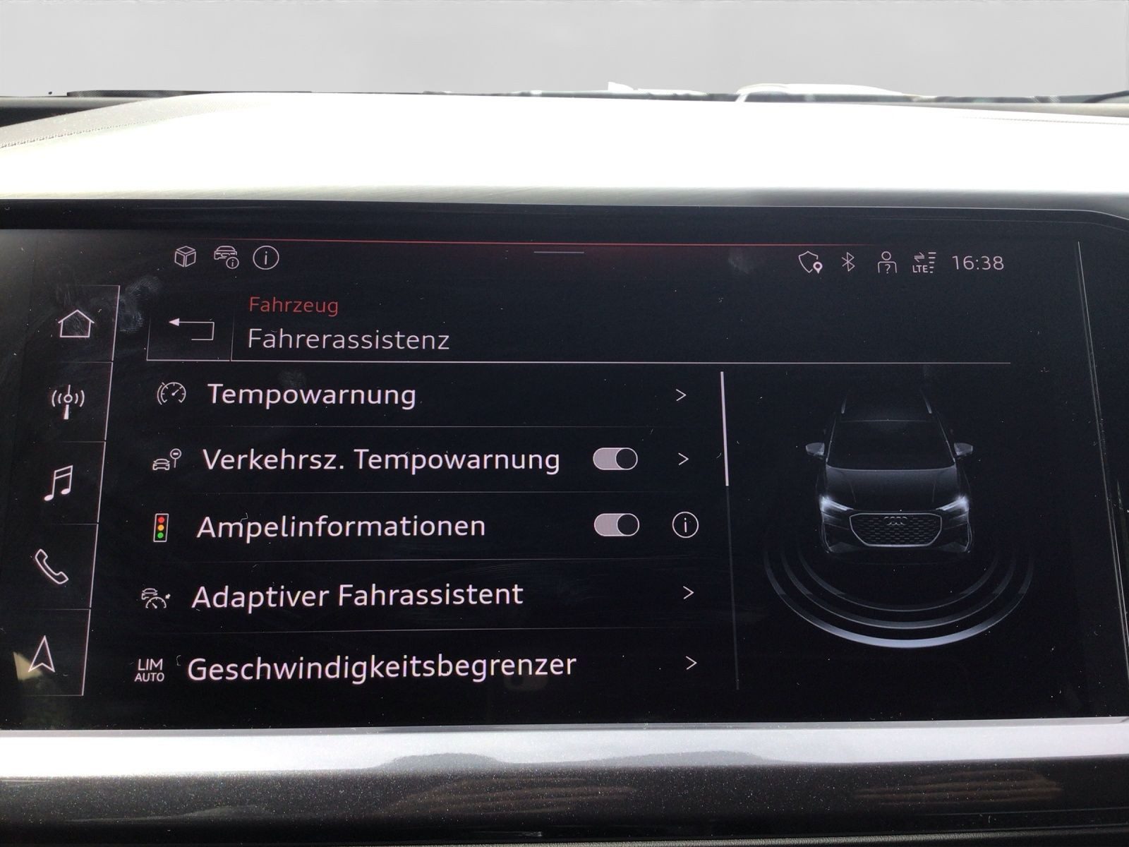 Audi Q4 e-tron – Foto 16