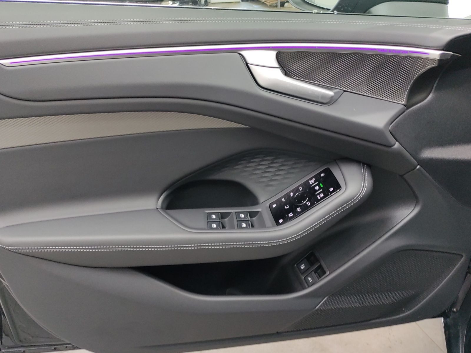 Audi A6 Avant – Foto 8