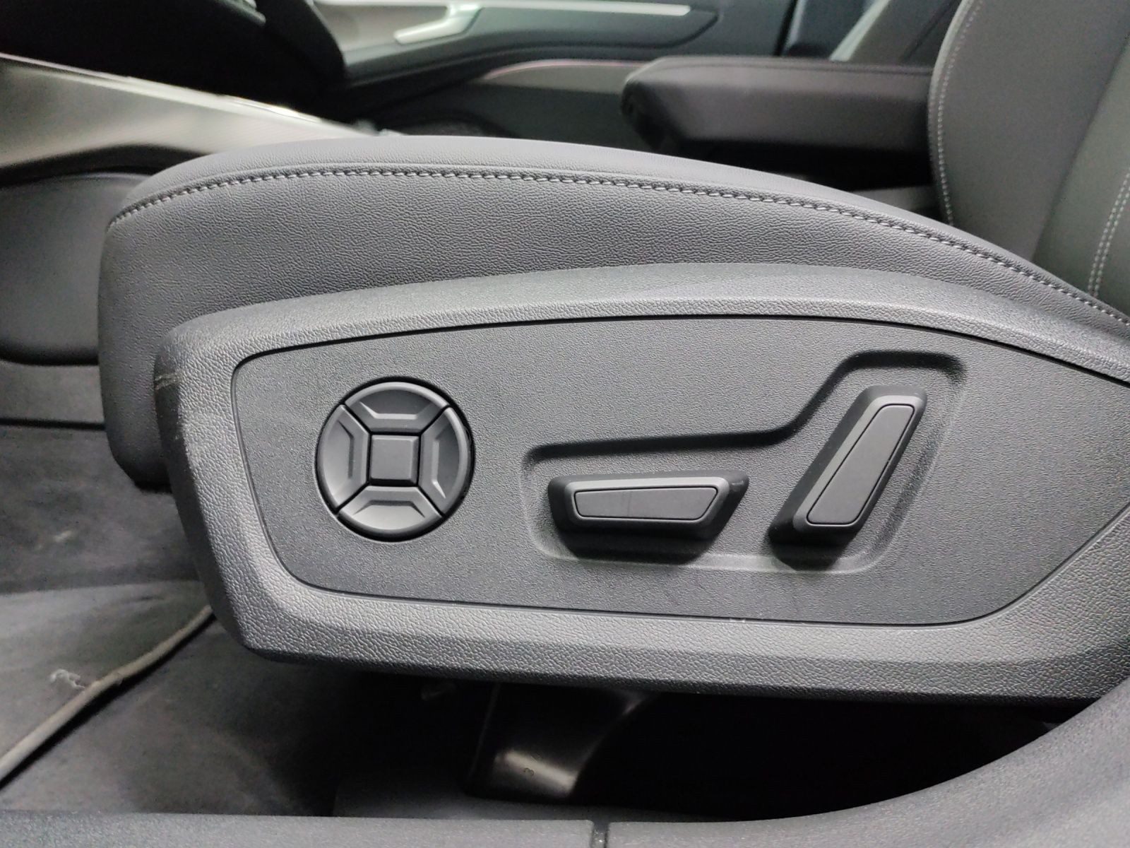 Audi A6 Avant – Foto 18